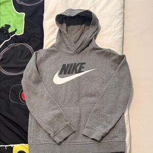 Nike Men's Gray Hoodie